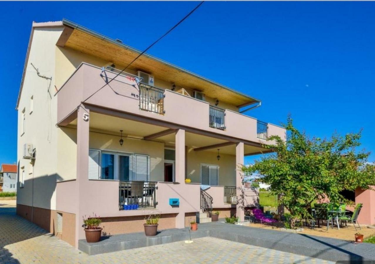 ביבינייה Holiday House Andrija מראה חיצוני תמונה